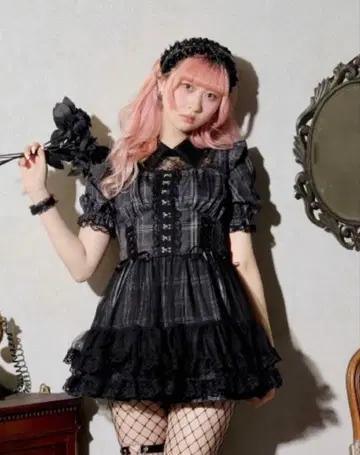 NOEMIE 티어드 레이스업 셋업