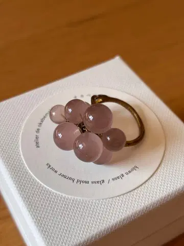 오카베 마키코 샤봉 반지