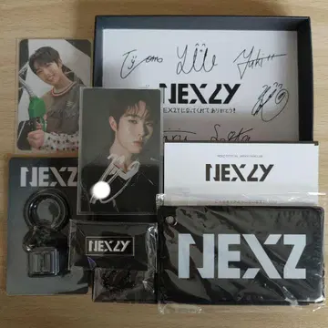 NEXZ 넥스지 FC 조기 가입 혜택 세트 친필 사인 트레이딩 카드 휴이