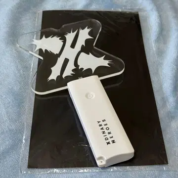 Xdinary Heroes Overture 초기 응원봉