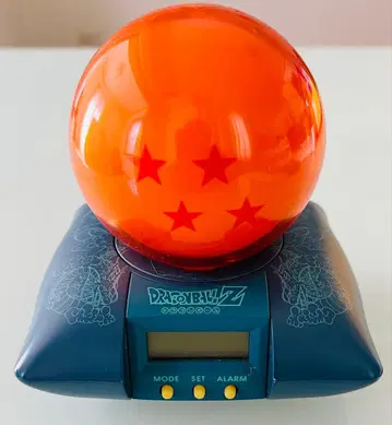 드래곤볼 디지털 탁상시계 레어?