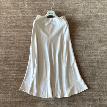 헬노 HERNO 스커트