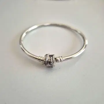 새상품 판도라 PANDORA 뱅글 팔찌 크리스탈