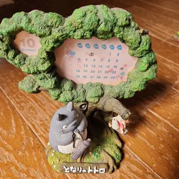 이웃집 토토로 피규어 포함 달력