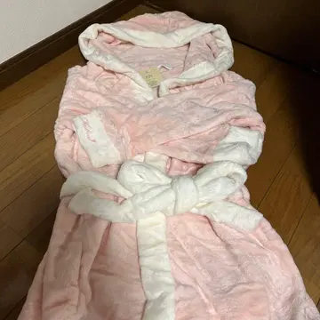 미사용 새상품 CECIL McBEE 후드 부착 룸웨어 M 핑크