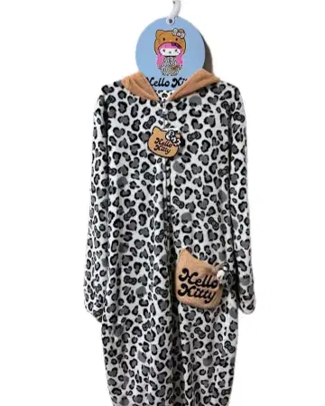 키티 레오파드 무늬 인형옷 산리오 파자마 룸웨어 콤비네존