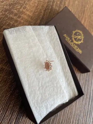 레어 상품 AVALANCHE 10K 마리아 로즈 골드 귀걸이(한쪽용)