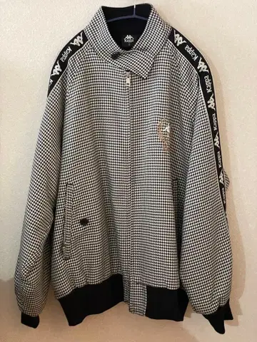 GU 지유 x Kappa 콜라보 블루종 하운드투스 체크 패턴