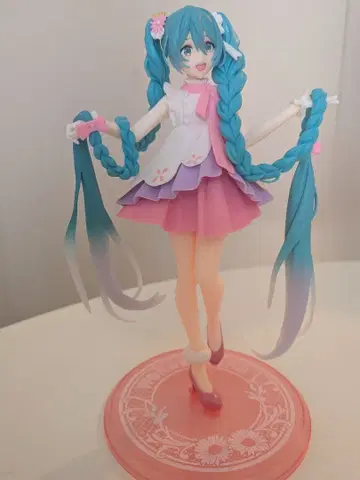 하츠네 미쿠 Wonderland 피규어