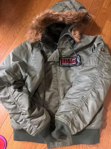 ALPHA INDUSTRIES 플라이트 자켓