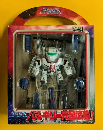 반프레스토 발키리 완전무장 VF-1S (극장판 이치죠 타카미 사양)