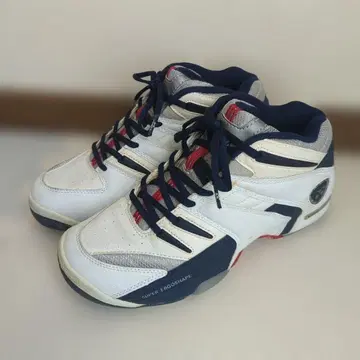 YONEX 테니스화 하이컷 화이트/네이비/레드