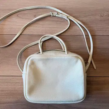 Aeta(아에타) tomorrowland 별주 스트랩 포함 핸드백