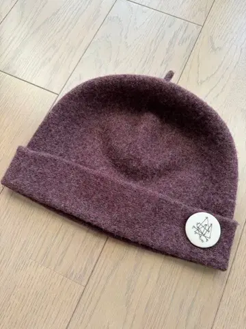 nest Robe 와인 레드 펠트 캡