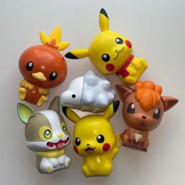 포켓몬 캡슐 캐릭터 피카츄 아차모 유키하미 로토무 원숭이