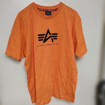 ALPHA INDUSTRIES 오렌지 T셔츠