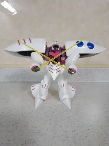 건담 프라모델 HG 1/144 큐베레이 완성품 정크