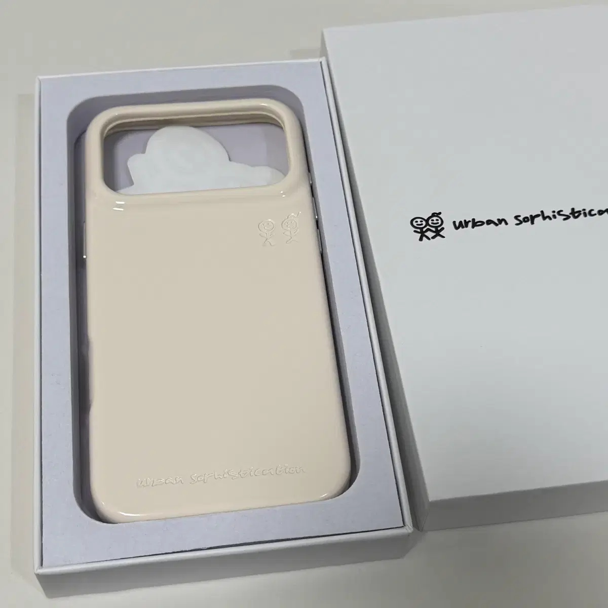 iPhone 17 Pro Max] Urban Sophistication Ballerina 24B on Bunjang