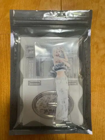 HANA 아크릴 스탠드 MOMOKA NONSTOP