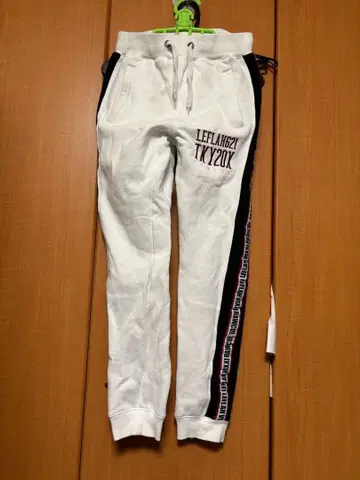 LEFLAH 맨투맨 조거 팬츠 화이트