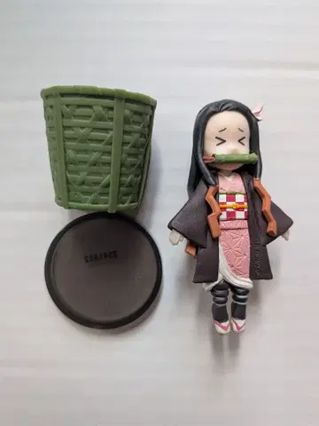 귀멸의 칼날 카마도 네즈코 월드 컬렉터블 피규어