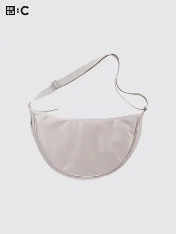 UNIQLO 레더 터치 라운드 숄더백