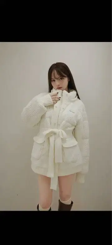 메리 퀼팅 니트 셰이프 재킷 & 스커트