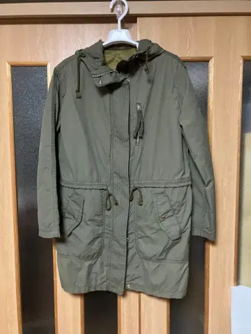 [ 새상품 ] GAP 올리브 그린 후드 부착 모즈 코트 마운틴 파카