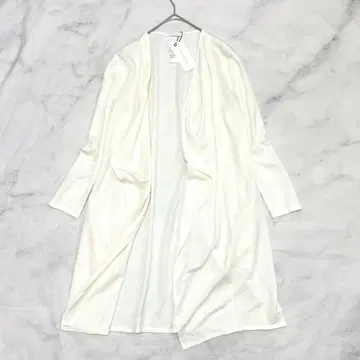 택 포함 새상품 핑키앤다이안 고급 롱 가디건 화이트 38 사이즈