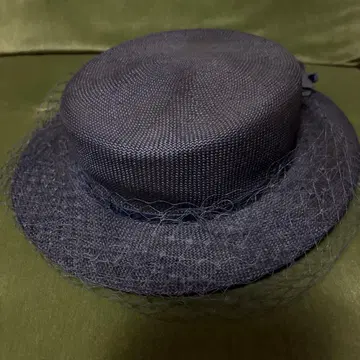 네이비 플라워 장식 밀짚모자 마담 오샤레 프랑스