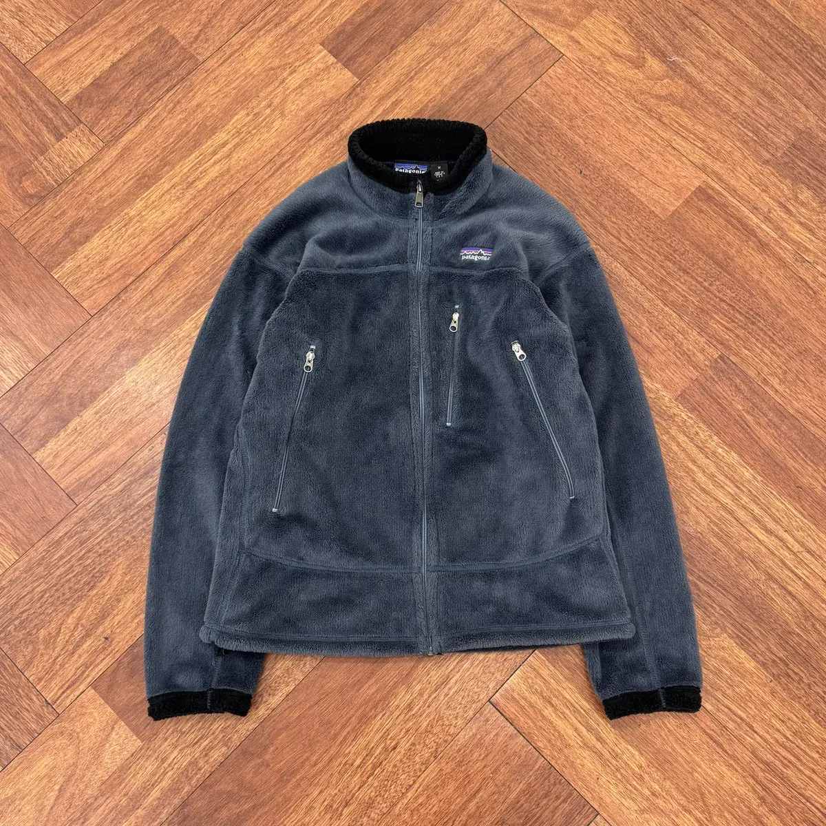reduced price) Patagonia R4 Regulator Jacket Medium reduced price) Patagonia R4 Regulator Jacket Medium