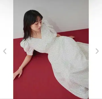 택 포함 새상품 FRAY I.D 퍼프 슬리브 도트 원피스