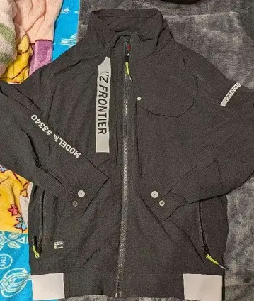 아이즈프론티어 자켓 S 사이즈