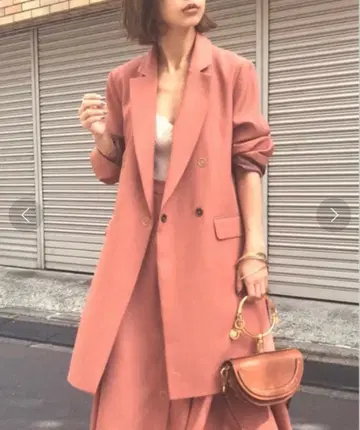 [ 새상품 ] Ameri VINTAGE RING DOT 자켓&스커트