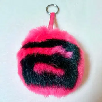 [레어] BIGBANG G-DRAGON 지용 퍼 참 핑크