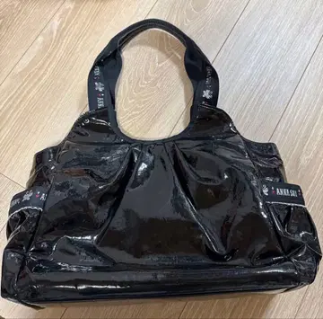 ANNA SUI 에나멜 토트백 블랙