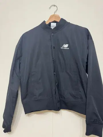 뉴발란스 자켓