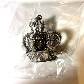 수요일의 앨리스 은색 실버 크라운 목걸이