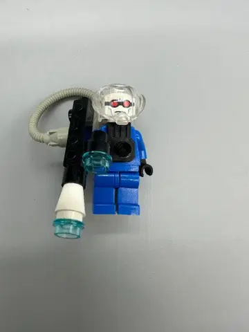 정품 매우 희귀 레고 7783 DC 미스터 프리즈 미니 피규어