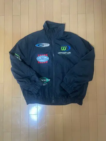 H&M 블랙 나일론 자켓 로고 자수