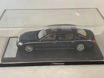 마이바흐 62 블랙 1/43 스케일