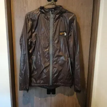 Rokx 브라운 나일론 자켓 후드 부착