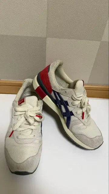 오니츠카타이거 스니커즈 25.5 cm