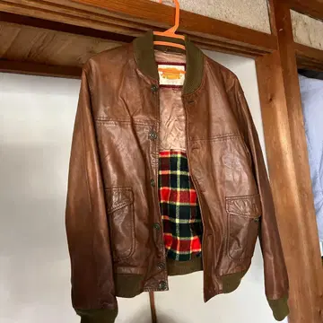 Bahron 브라운 레더 봄버 자켓