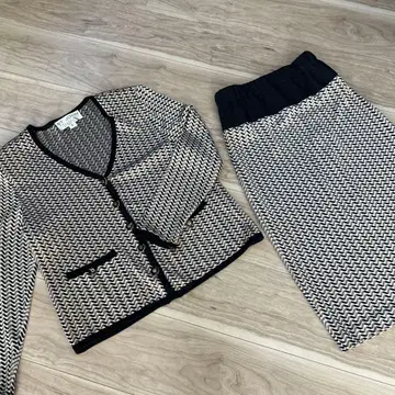 ST. JOHN 세인트존 셋업 P 사이즈