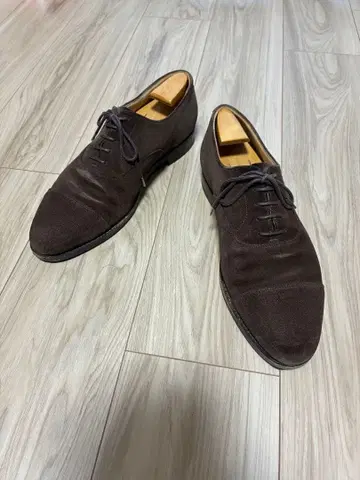 새상품급 크로켓앤존스 코넛 7.5E 브라운 스웨이드