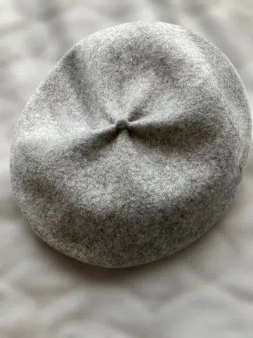 mature ha. 그레이 베레모