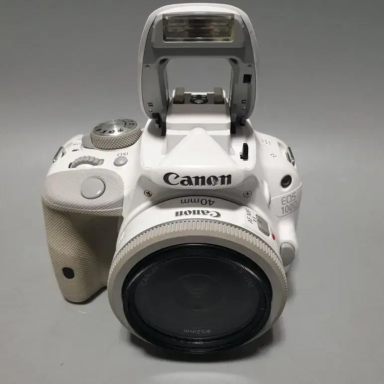 캐논 100D DSLR 화이트 바디+40mm F2.8 팬케이크 렌즈