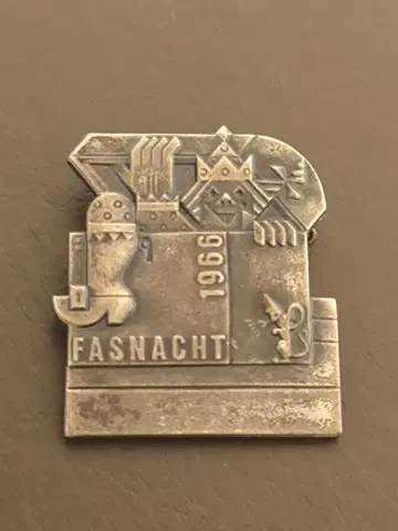 1966 Felix Muller 스위스산 카니발 디자인 브로치