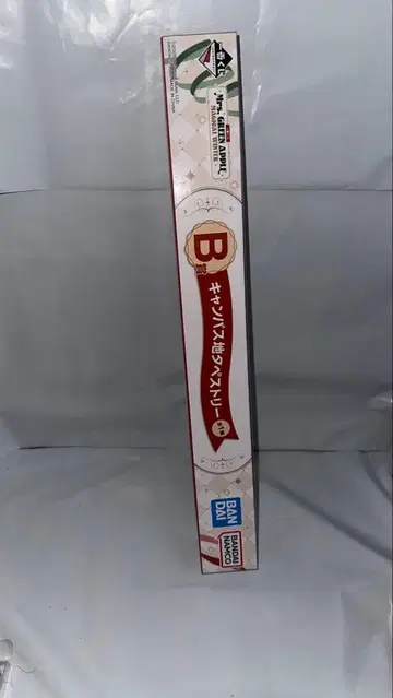 Mrs. GREEN APPLE 캔버스 태피스트리